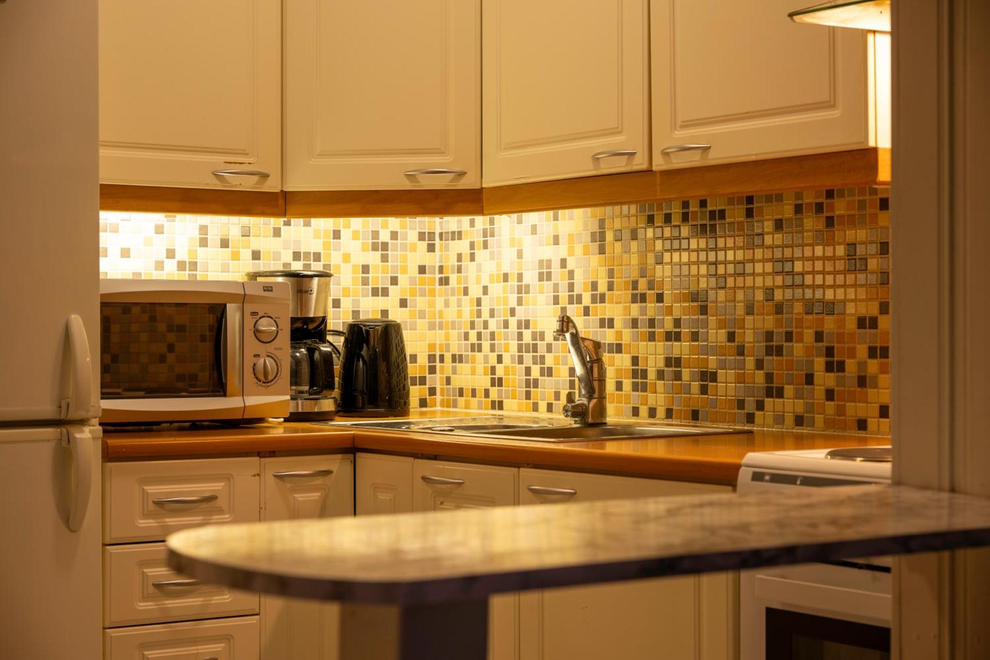 Cozy Apartment By The Sea 2 Rooms Free Private Parking Кеми Экстерьер фото
